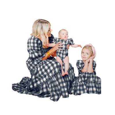 China New high quality anti-static children dress striped pajamas matching family women dress for sale