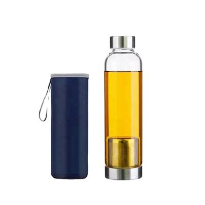 China Sustainable Borosilicate 550ml Sports Glass Water Bottle With Tea Infuser for sale