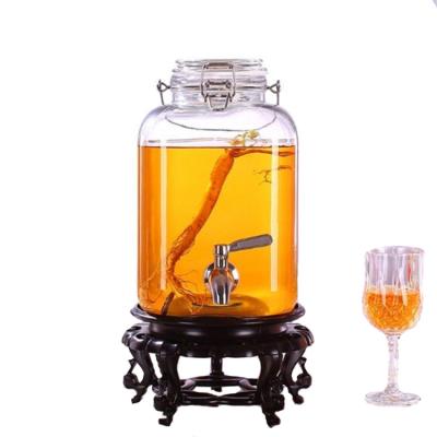 China Eco-friendly Cheap Square Shape Fruit Juice Dispenser For Hotel Glass On Sale for sale