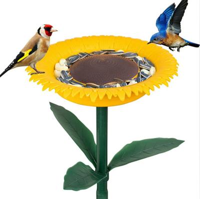 China Sustainable Plastic Sunflower Shape Bird Feeder With Outdoor Stick Garden for sale