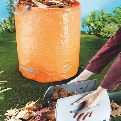 China scoop leaves and debris leaf grabbers and strong and super-lightweight collapsible bag garden leaf collector NT-G21023 for sale