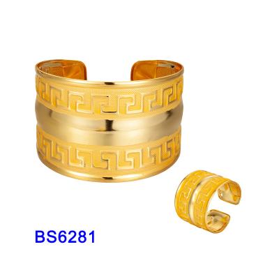 China 2021 fashion jewelry factory supply 14k trendy African jewelry women's Bracelet and Ring Sets Party Gift for sale