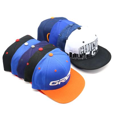 China COMMON Customize Snapback Hats 3d Embroidered Baseball Cap for sale