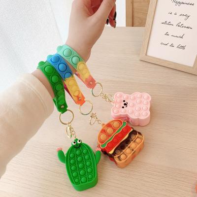 China Promotion Gifts Main Wholesale Bpa Free Silicone Mini Cute Animal Push Bubble Chain for sale