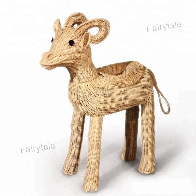 China Hand - Woven Sheep Decor High End Natural Indoor Rattan Rack Animal Shaped Planter for sale