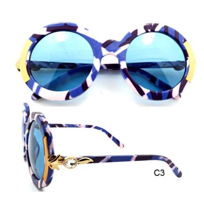 China Fashion Sunglasses Women Diamond Fashion Sunglasses with Plastic Material, Custom Logo Sunglasses for sale