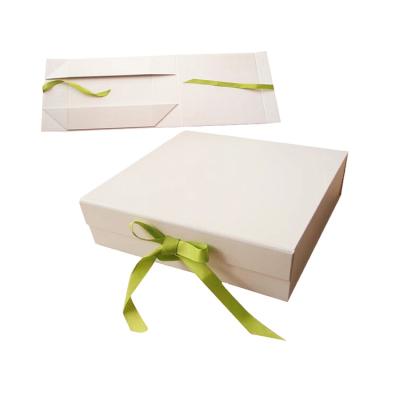 China Factory Direct Custom High Quality Folding Gift Box New Recyclable With Ribbon Closure for sale