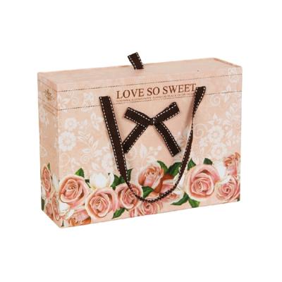 China Recyclable Custom Popular Luxury Cardboard Sliding Drawer Gift Box With Handles for sale