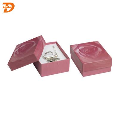 China Recyclable Wholesale Cheap Design Customized Logo Printed Jewelry Ring Boxes for sale