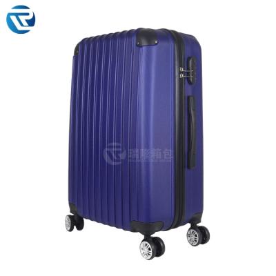 China Multifunctional Wholesale Hard Shell Trolley Travel Bag Luggage Airport Boarding Hard Case Travel Suitcase With Laptop Pocket for sale