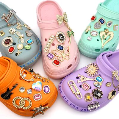 China Fast Shipping Decorations Crystal Rhinestone Bling Gibits Croc Shoe Clog Custom Shoe Clog Charms Luxury Rhinestone for sale