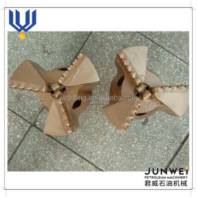 China Water well drilling rafter step drag bit / pdc blade bits for water well drilling for sale