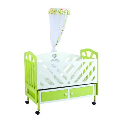 China Modern Wooden Baby Crib Bed Rocks Swing Bed Designs In 5382 for sale