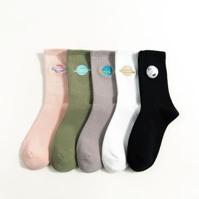 China Winter XL-R85 New Style Planet Socks Breathable Preppy Japanese Girl Socks Custom Made Socks Embroidered for sale