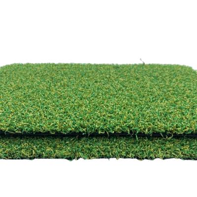 China Sports Chase Anti-fire Anti-UV With Artificial Water Holes Putting Green Golf Mat Turf Synthetic Golf Grass for sale