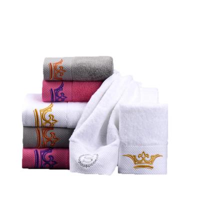 China Three-piece custom logo thickened five-star white viable hotel bath towel cotton beauty salon towel bath towel for sale