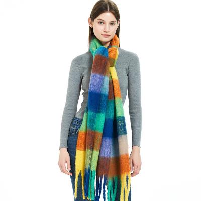 China Weaving 100% polyester Scarf Women's Autumn and Winter New Thick Beard Colorful Four Grid Scarf for sale