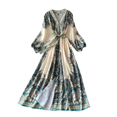 China Fashion Breathable Ethnic Slim Style Temperament Catwalk Fashion Dress Large V-Neck Sleeve Bat Printing Retro Swing Dress for sale