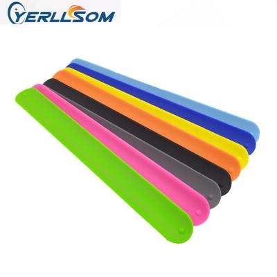 China YERLLSOM Europe Customized Custom Printed Silicone Slap Wrap Wristband Y21032801 for sale