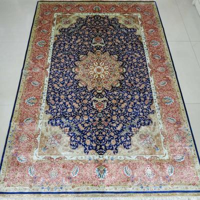 China Beautiful Red Blue Handmade Silk Traditional Oriental Classical Persian Blankets Traditional Kashan Blanket for sale