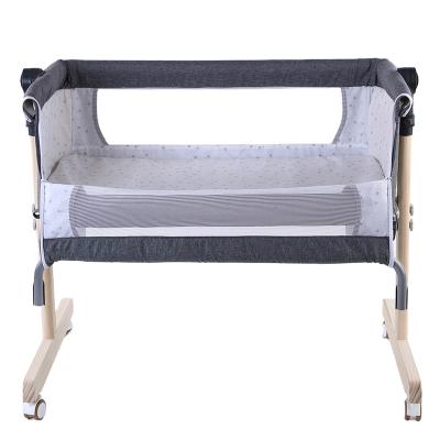 China Exquisite Newborn Baby Crib Simple Selling Well Small Baby Crib for sale