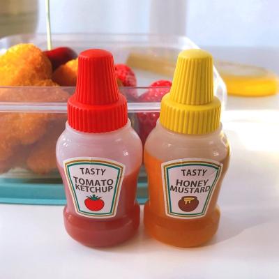 China Small Container Bento Seasoning Plastic Squeeze Oiler Mini Sauce Bottles Food Salad 2pcs/set 25ML Mini Tomato Ketchup Bottle Portable for sale