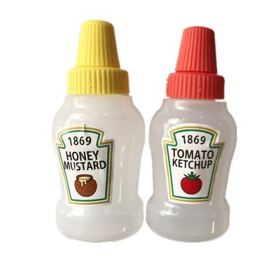 China 2pcs/set 25ML Small Food Tomato Ketchup Bottle Salad Container Portable Bento Seasoning Plastic Squeeze Mini Sauce Bottles for sale