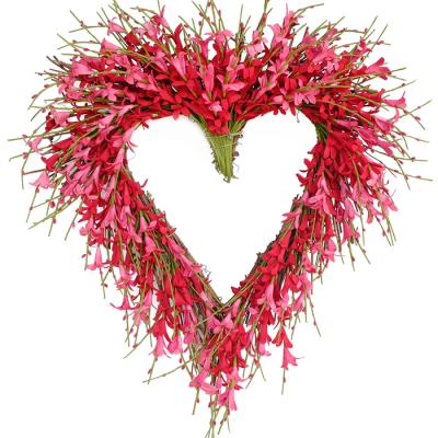 China Customized Red Heart Indoor Outdoor Wreath Valentine's Day Decoration Artificial Wreath for sale