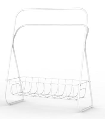 China Modern Free standing towel rack with wire basket for sale