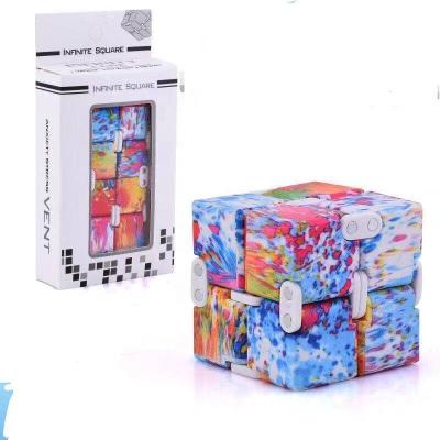 China Amazon hot selling infinity cube popular second generation of relaxation new decompressed 2021 hot selling custom toys infinity cube for sale