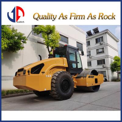 China FULL HYDRAULIC SINGLE DRUM VIBRATORY ROLLER JA620H for sale