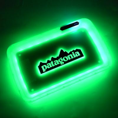 China Bar Accessories Amazon Hot Selling Plastic Smoking Light Serving Trays LED Glowing Rolling Trays for Bar and Home Use for sale