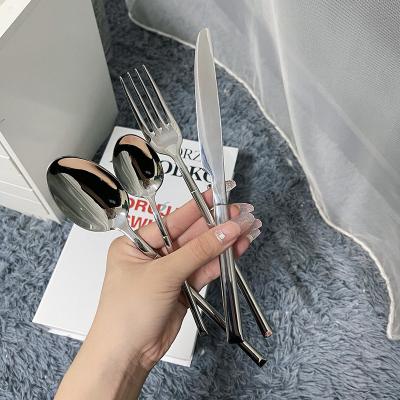 China Viable Wholesale Tableware 4Pcs Food Grade Knight Tableware Steak Knife Fork Knife Spoon Cutlery Set Fork and Spoon for sale