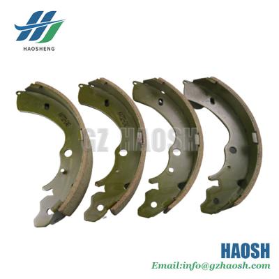 China Isuzu Aftermarket Parts Brake Shoes Rear For Isuzu Dmax4*2 K4732-0 K4732 for sale