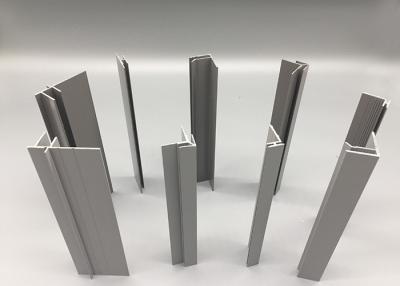 China Shinning Geschilderde Poeder Met een laag bedekte de Oxydatieweerstand van Aluminiumuitdrijvingen Te koop