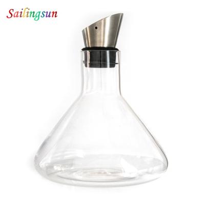 China Viable Decorative Classic Shape Pyrex Thermo Proof Glass Wine Beverage Decanter for sale