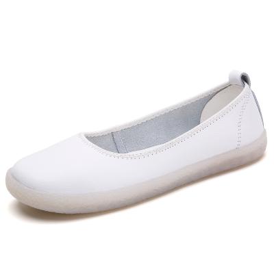 China Round Four Seasons New Casual Simple Flat Shoes, Bean Shoes, Versatile Round Toe Women's Shoes for sale