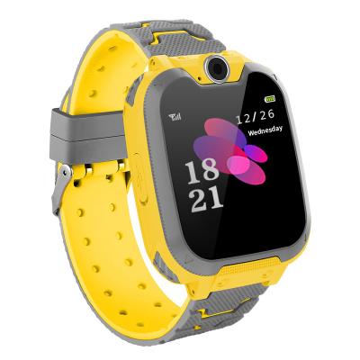 China Touch Screen New Product Launch 85mmx85mmx60mm Yellow Color Kid Smart Watch Child Smart Watch With Play for sale