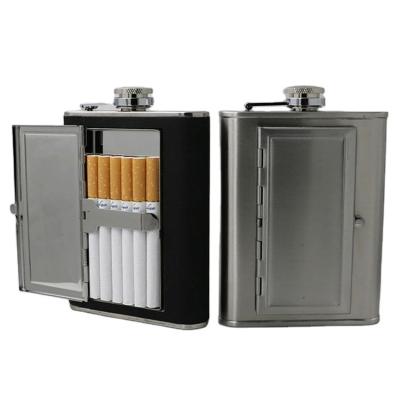 China Vintage Customized Hipflask Drinking Flask With Cigarette Box for sale