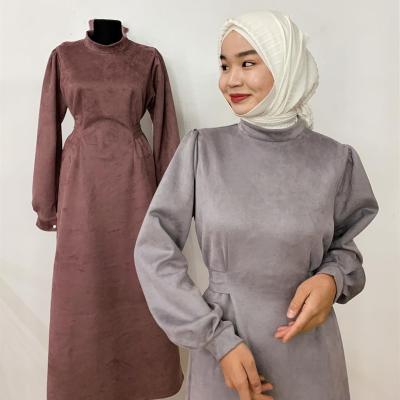 China Newest Fashion Abaya Peach Skin Fabric Muslim Dress Peach Skin Fabric Comfortable Dress For Women Modesty Style for sale