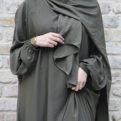 China Viable ready to ship large soft and light edge solid color long dress Muslim loose comfortable modesty abaya for sale