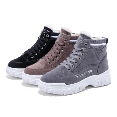 China EVA Sports Shoes 2021 New Martin Boots Women's Cotton Plush CIA Winter Shoes Soft Version Women's Slim Warm Sneakers for sale