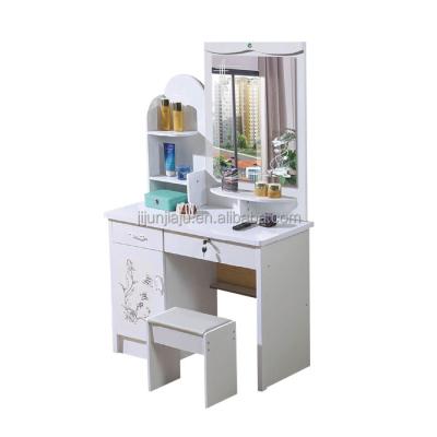 China (Size) 2022 New Product Adjustable Bedroom Furniture Dresser With Mirror for sale