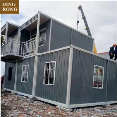 China Steel Fabricated Living House Bungalow House Pre Fabricada Luxo 3 Quartos 60Mt2 Container for sale