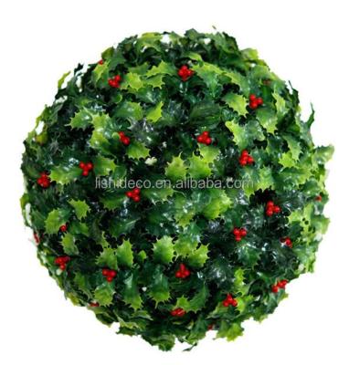 China Gardening Present Christmas Decoration Artificial Holly Ball Topiary Grass Ball With Thorns for sale