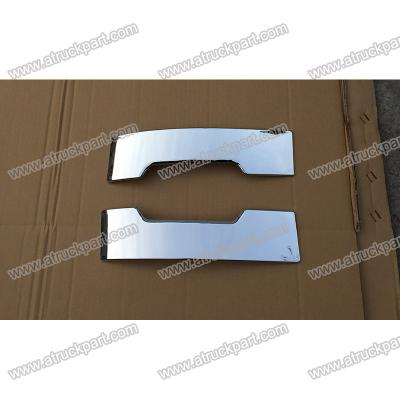 China Cubierta de la lámpara de la cabeza de Chrome para las partes del cuerpo de repuesto del camión del NQR 175 RMN 130 NLR 130 de ISUZU NPR 150 en venta