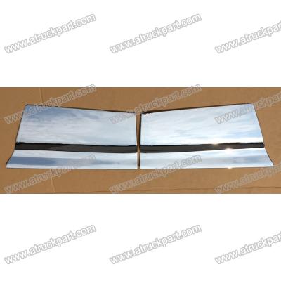 China Chrome Lower Door Garnish For ISUZU NQR NKR 150 600P Truck Spare Body Parts for sale