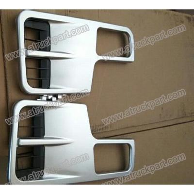 China Bumper Grille For Nissan UD CWA451 CD48 CD45 Nissan Ud Truck Spare Body Parts for sale