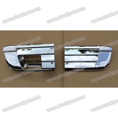 China Chrome Bumper Outer Grille For Nissan UD CWA451 CD48 CD45 Nissan Ud Truck Spare Body Parts for sale