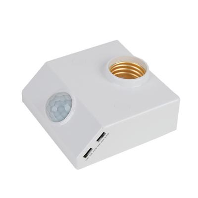 China Adjustable Screw Induction PIR Lamp Switch E27 Sensor Infrared Lamp Holder for sale